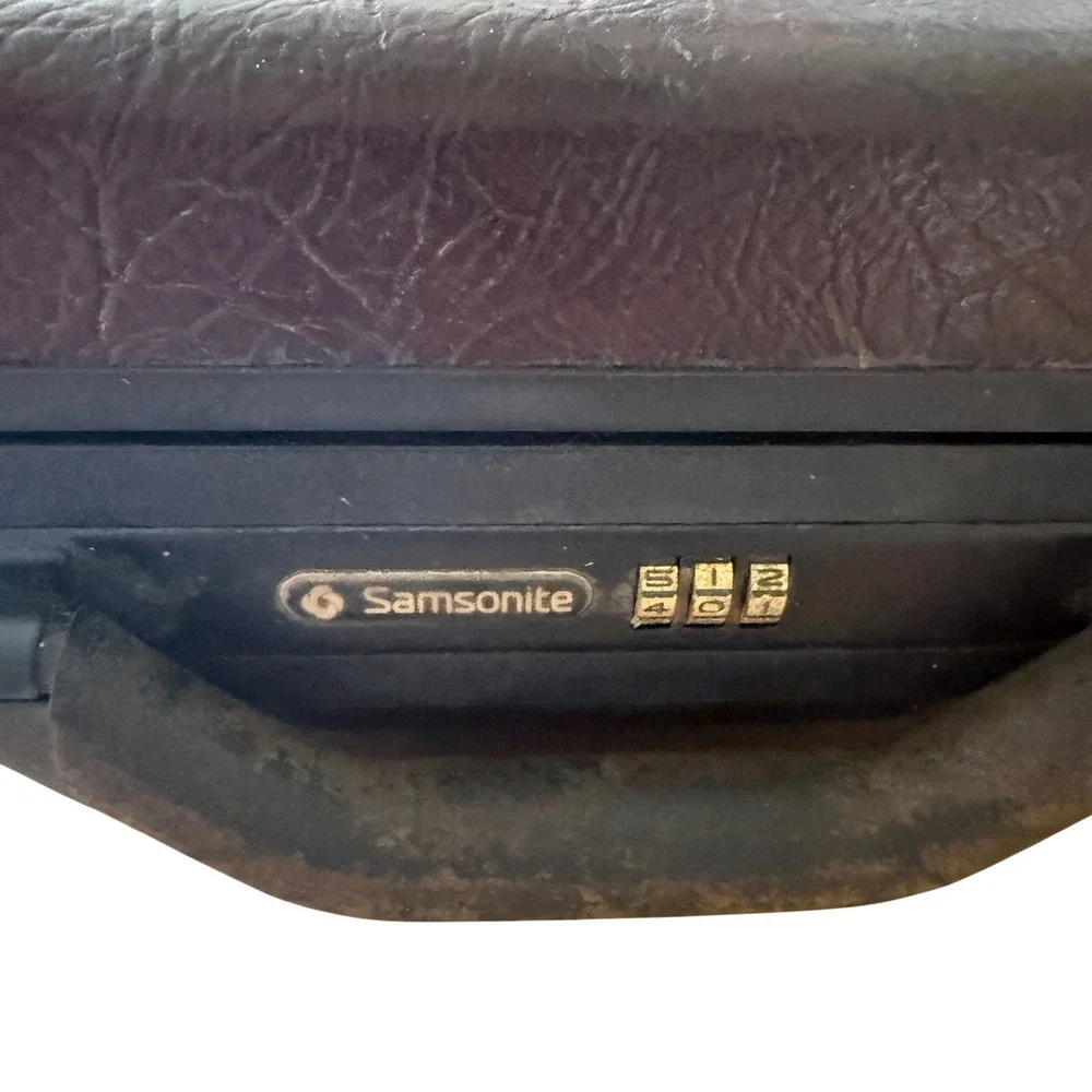 Samsonite vintage hard